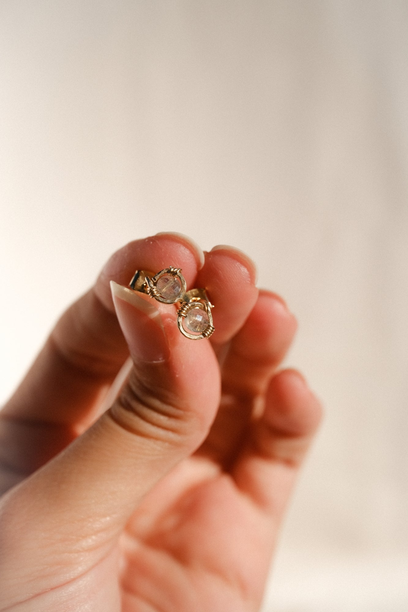 Clous d'oreilles "Ridge"