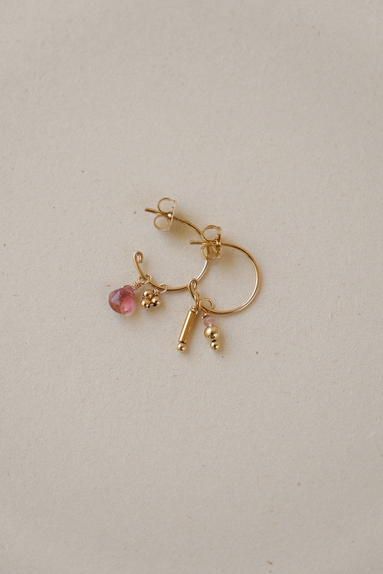Mini créoles 12mm : créoles + charms (16 versions au choix)