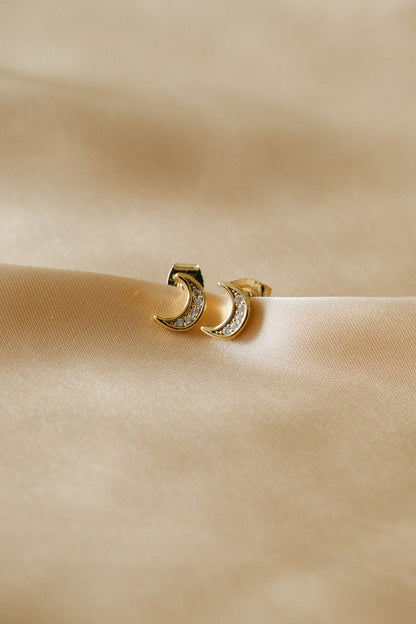 “Keya” stud earrings