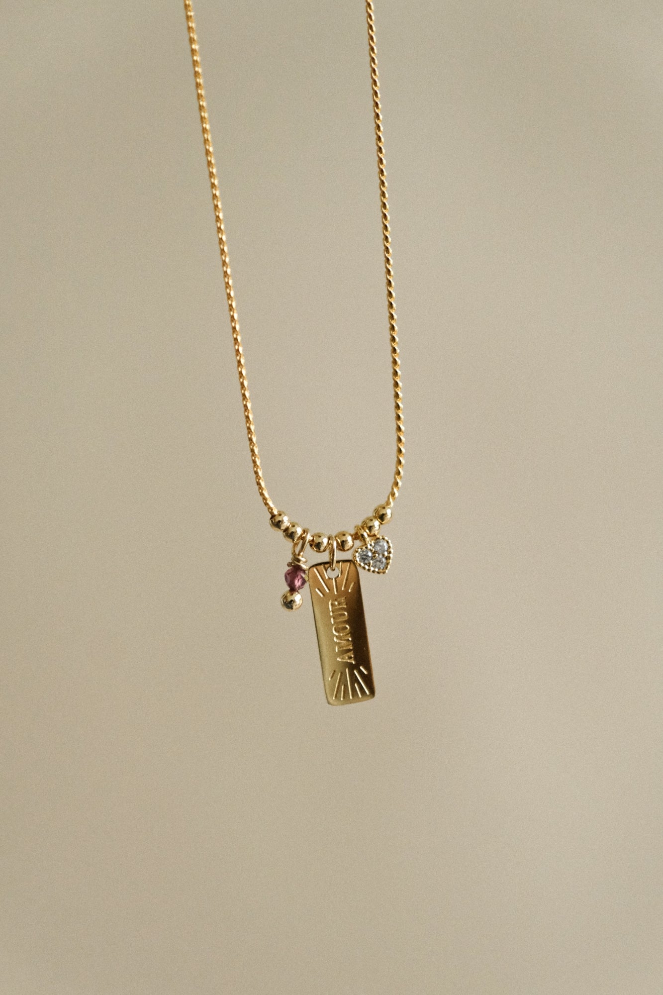 “Montague” necklace