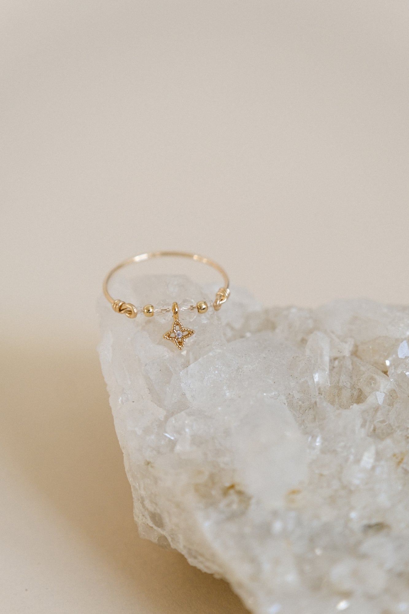 “Lunara” ring