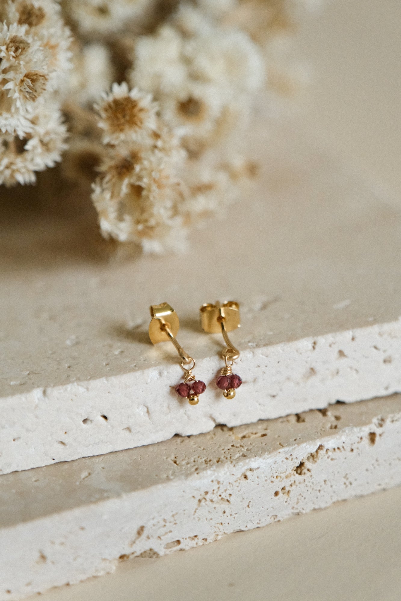 “Mercutio” stud earrings