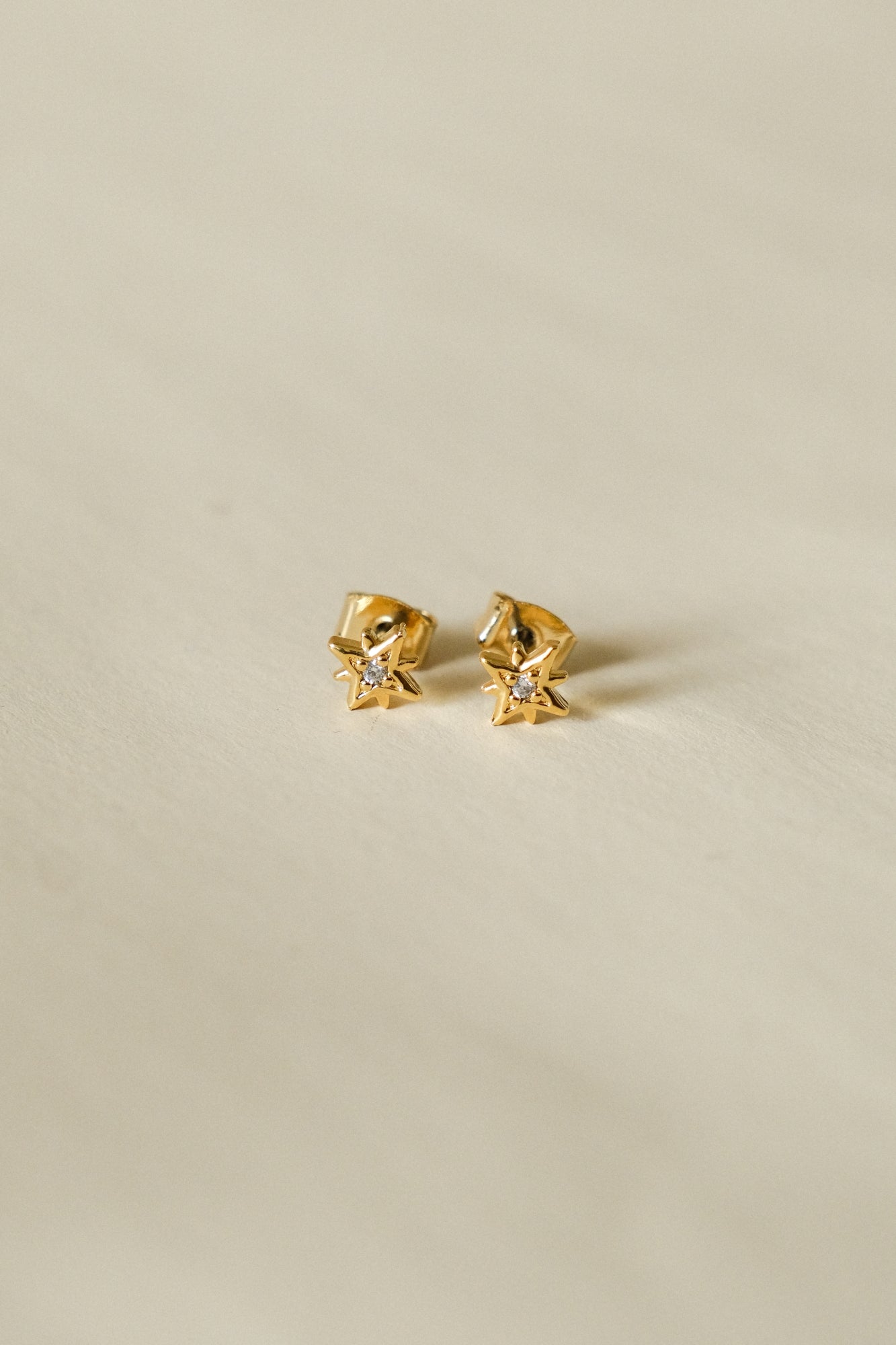 “Tia” stud earrings