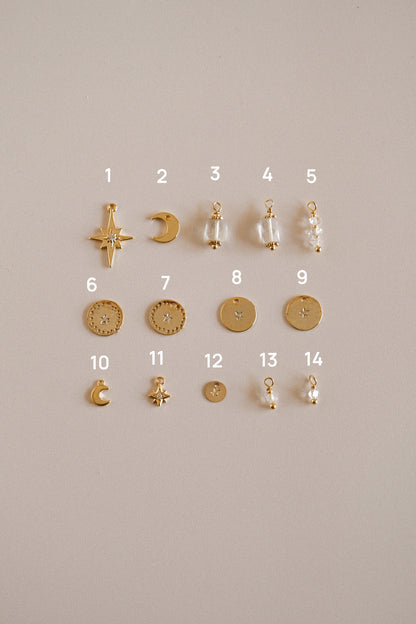 Mini créoles "Calypso" + charms (14 versions au choix)