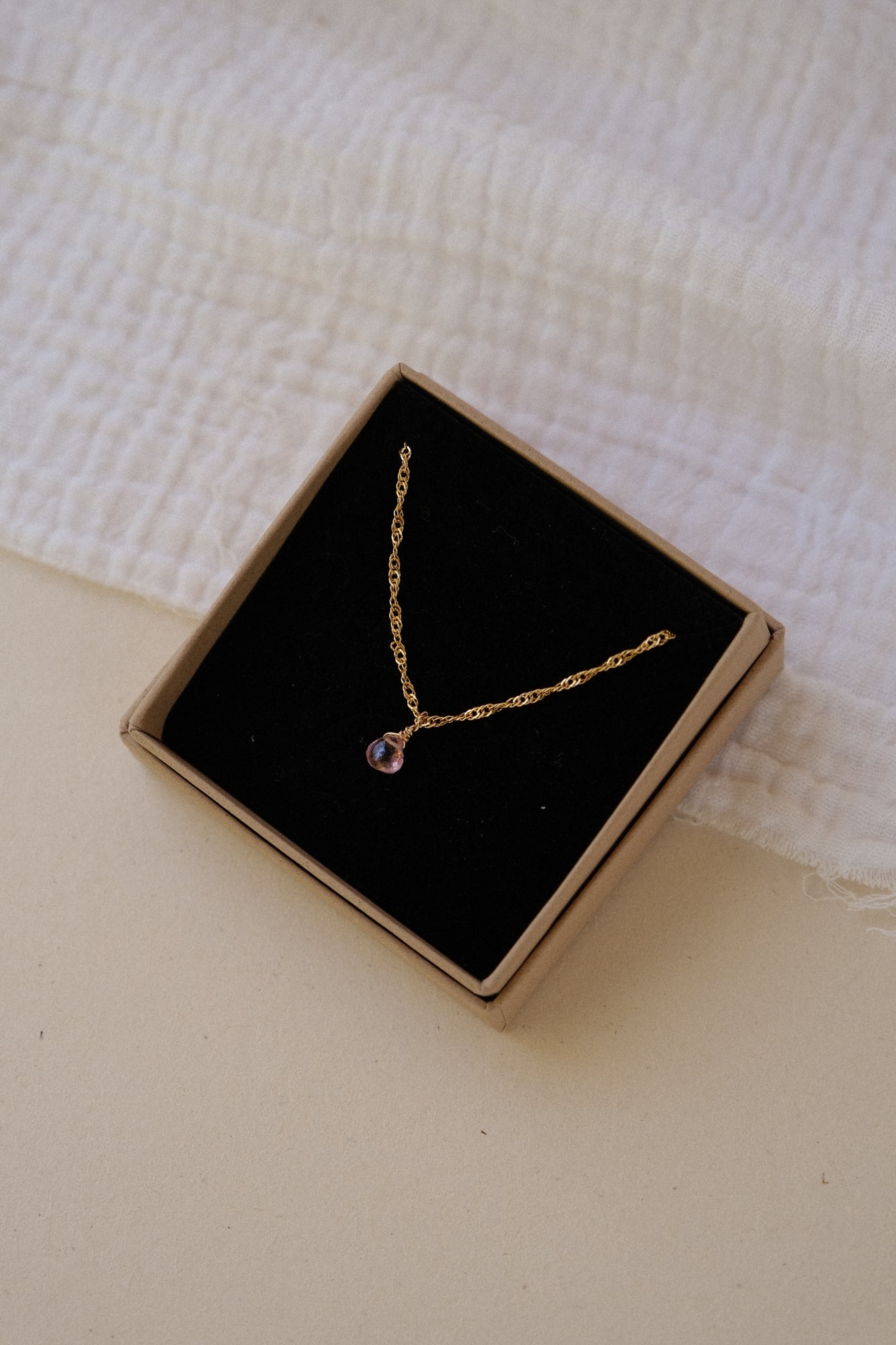 Collier "Rose" (au choix)