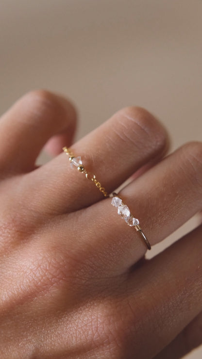 “Nusae” ring